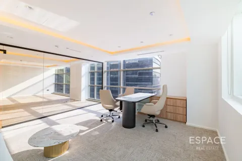 Снять в аренду офис в Barsha Heights (Tecom), Дубай: 161м², № 64536 - фото 12