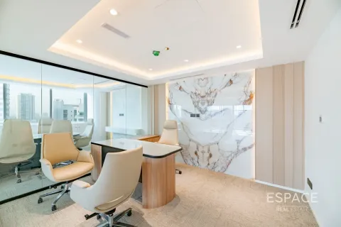 Снять в аренду офис в Barsha Heights (Tecom), Дубай: 161м², № 64536 - фото 13