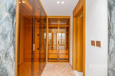 Купить таунхаус в Дубае: 3 спальни, 205м², № 64531 - фото 8