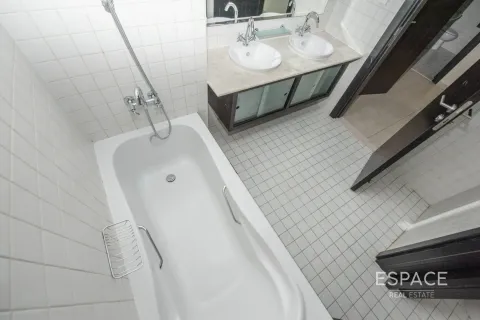 Снять в аренду квартиру в Дубай Марине, Дубай: 3 спальни, 191м², № 64532 - фото 7