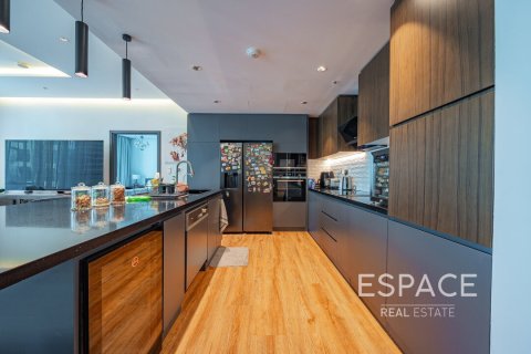 Купить квартиру в Дубай Марине, Дубай: 3 спальни, 173м², № 64530 - фото 7