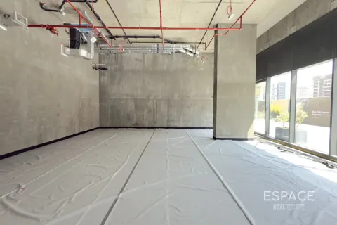 Снять в аренду магазин в Мохаммед Бин Рашид Сити, Дубай: 32м², № 64535 - фото 3