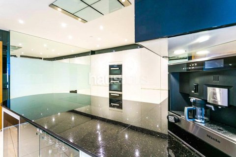Снять в аренду квартиру в Дубай Марине, Дубай: 2 спальни, 143м², № 45135 - фото 7