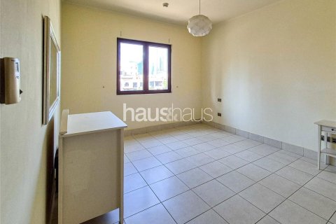 Apartamento en Old Town, Dubai, 2 dormitorios, 126 m², № 45138 - foto 9