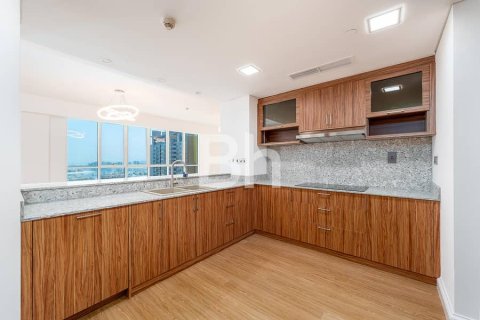 Apartment in Palm Jumeirah, Dubai 3 bedrooms, 377 sq.m. № 56947 - photo 18