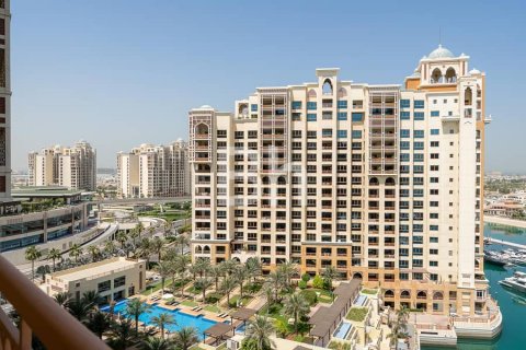 Apartment in Palm Jumeirah, Dubai 3 bedrooms, 377 sq.m. № 56947 - photo 3