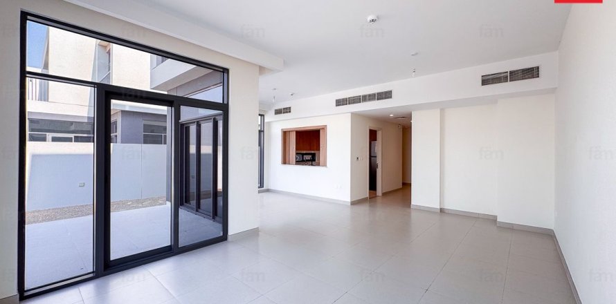 Villa en Dubai, 4 dormitorios, 266.9 m², № 67490