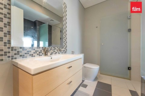 Снять в аренду таунхаус в Дубае: 3 спальни, 255.9м², № 67488 - фото 19