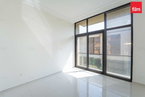 Снять в аренду таунхаус в Дубае: 3 спальни, 255.9м², № 67488 - фото 9