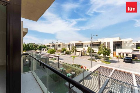 Снять в аренду таунхаус в Дубае: 3 спальни, 255.9м², № 67488 - фото 21