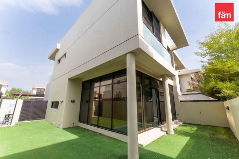 Maison de ville à Dubai, 3 chambres, 253 m², № 67479 - photo 1