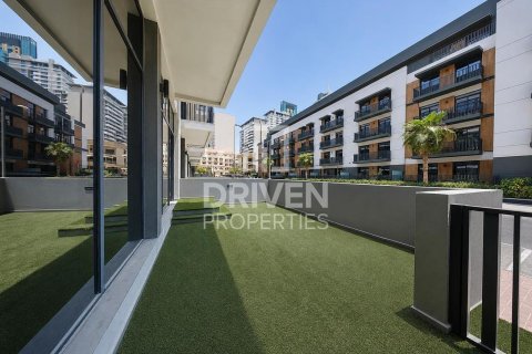 Duplex in District 11, Jumeirah Village Circle, Dubai 2 bedrooms, 173.45 sq.m. № 127280 - photo 13