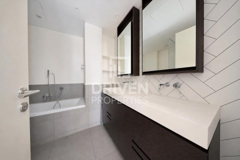 Duplex in District 11, Jumeirah Village Circle, Dubai 2 bedrooms, 173.45 sq.m. № 127280 - photo 10