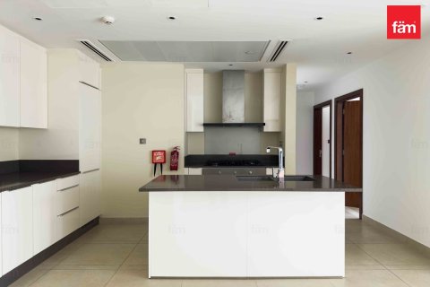 Apartment in Dubai Marina, Dubai 3 bedrooms, 152 sq.m. № 49974 - photo 2