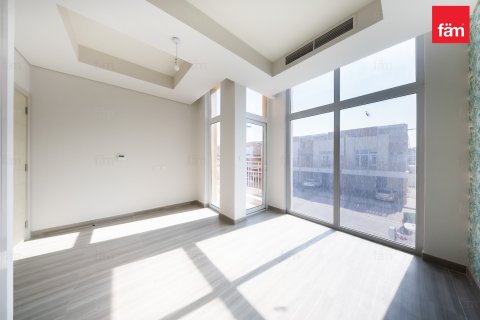 Villa à Dubai, 6 chambres, 322 m², № 71912 - photo 7