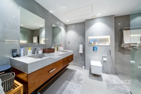 Apartment in Dubai Marina, Dubai 2 bedrooms, 144 sq.m. № 71007 - photo 15