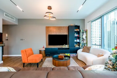 Apartment in Dubai Marina, Dubai 2 bedrooms, 144 sq.m. № 71007 - photo 4