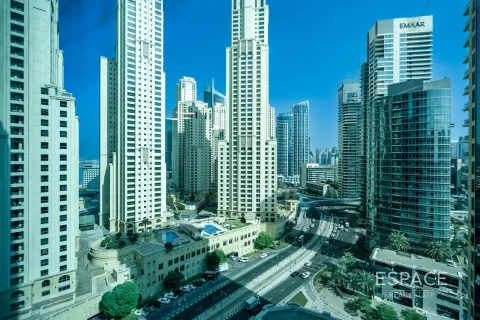 Apartment in Dubai Marina, Dubai 2 bedrooms, 144 sq.m. № 71007 - photo 19