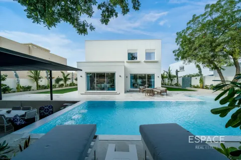 Villa in Meadows, Dubai 5 bedrooms, 344 sq.m. № 71006 - photo 18