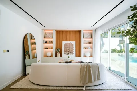 Villa in Meadows, Dubai 5 bedrooms, 344 sq.m. № 71006 - photo 4