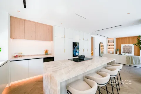 Villa in Meadows, Dubai 5 bedrooms, 344 sq.m. № 71006 - photo 5