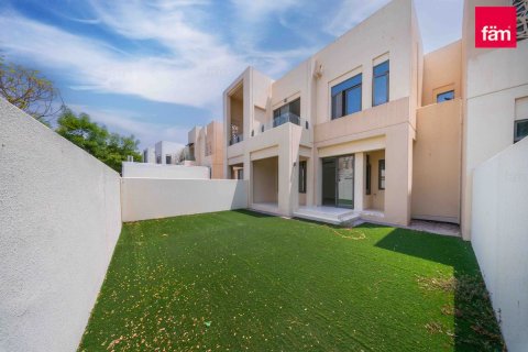 Вилла в Риме, Дубай, 3 спальни, 219.8м², № 135224