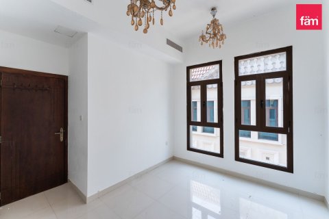 Townhouse in Wadi Al Safa 2, Dubai 3 bedrooms, 205.6 sq.m. № 135223 - photo 11