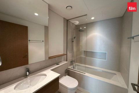 Apartment in Dubai 2 bedrooms, 121.9 sq.m. № 135219 - photo 12