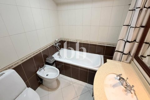 Apartment in Dubai Marina, Dubai 1 bedroom, 98.86 sq.m. № 142054 - photo 2