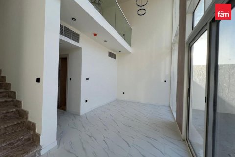 Villa in Dubai 4 bedrooms, 202.7 sq.m. № 139629 - photo 13