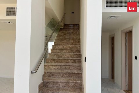 Villa in Dubai 4 bedrooms, 202.7 sq.m. № 139629 - photo 12