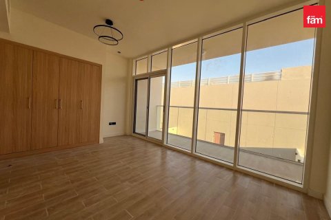 Villa in Dubai 4 bedrooms, 202.7 sq.m. № 139629 - photo 5