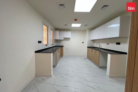 Villa in Dubai 4 bedrooms, 202.7 sq.m. № 139629 - photo 4