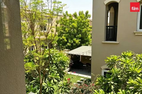 Villa in Dubai 3 bedrooms, 259.9 sq.m. № 139626 - photo 10