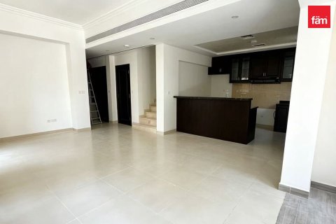 Villa in Dubai 3 bedrooms, 259.9 sq.m. № 139626 - photo 3