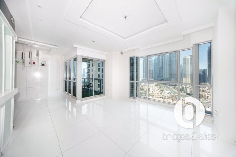 Apartment in Downtown Dubai (Downtown Burj Dubai), Dubai 3 bedrooms, 221 sq.m. № 115736 - photo 8