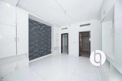 Apartment in Downtown Dubai (Downtown Burj Dubai), Dubai 3 bedrooms, 221 sq.m. № 115736 - photo 20