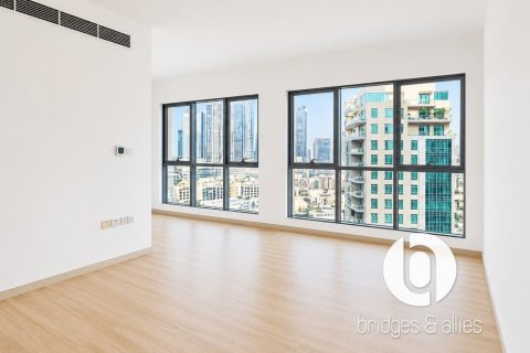 Apartment in Downtown Dubai (Downtown Burj Dubai), Dubai 3 bedrooms, 221 sq.m. № 115736 - photo 19
