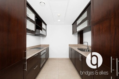 Apartment in Downtown Dubai (Downtown Burj Dubai), Dubai 2 bedrooms, 133 sq.m. № 115738 - photo 8