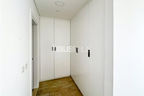 Apartment in Al Andalus, Jumeirah Golf Estates, Dubai 3 bedrooms, 167 sq.m. № 44809 - photo 5