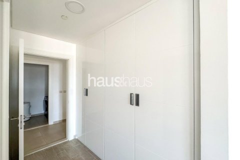 Apartment in Al Andalus, Jumeirah Golf Estates, Dubai 3 bedrooms, 167 sq.m. № 44809 - photo 13