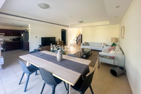 تاون هاوس في Al Reem, المرابع العربية, دبي 3 غرف نوم, 236 م² رقم 44812 - صورة 2