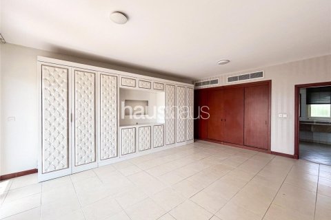 Villa in Arabian Ranches, Dubai 5 bedrooms, 456 sq.m. № 44808 - photo 10