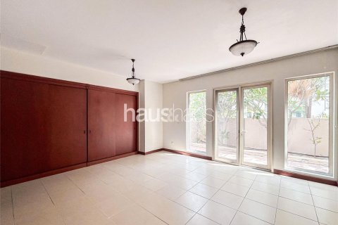 Villa in Arabian Ranches, Dubai 5 bedrooms, 456 sq.m. № 44808 - photo 8