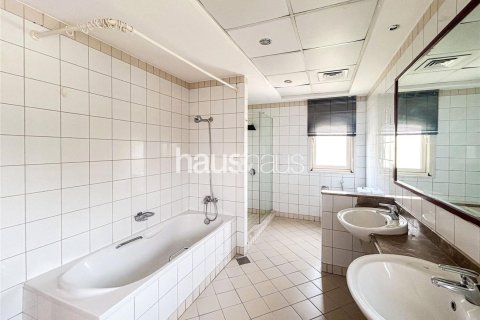 Villa in Arabian Ranches, Dubai 5 bedrooms, 456 sq.m. № 44808 - photo 11