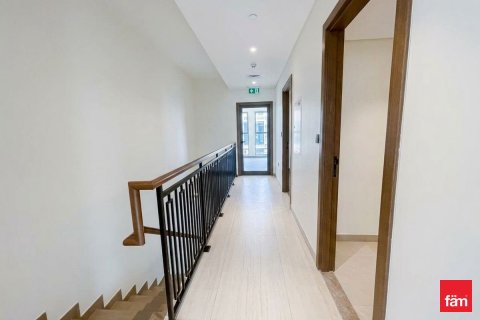 Townhouse in Dubai 4 bedrooms, 143.9 sq.m. № 110115 - photo 16