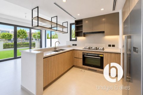 Villa en Tilal Al Ghaf, Dubai, 5 dormitorios, 311 m², № 141863 - foto 6