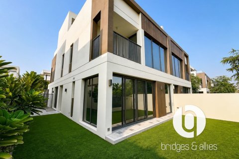 Villa en Tilal Al Ghaf, Dubai, 5 dormitorios, 311 m², № 141863 - foto 1