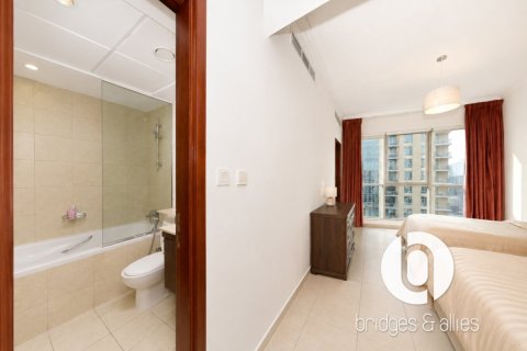 Apartamento en Downtown Dubai (Downtown Burj Dubai), Dubai, 3 dormitorios, 241 m², № 141865 - foto 13