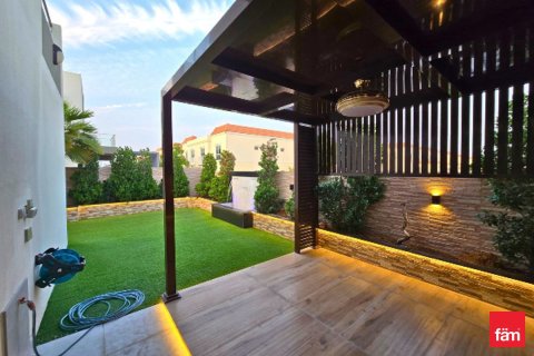 Снять в аренду таунхаус в Meydan, Дубай: 4 спальни, 287.7м², № 84217 - фото 27